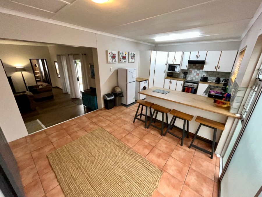 To Let 2 Bedroom Property for Rent in Beacon Bay Eastern Cape